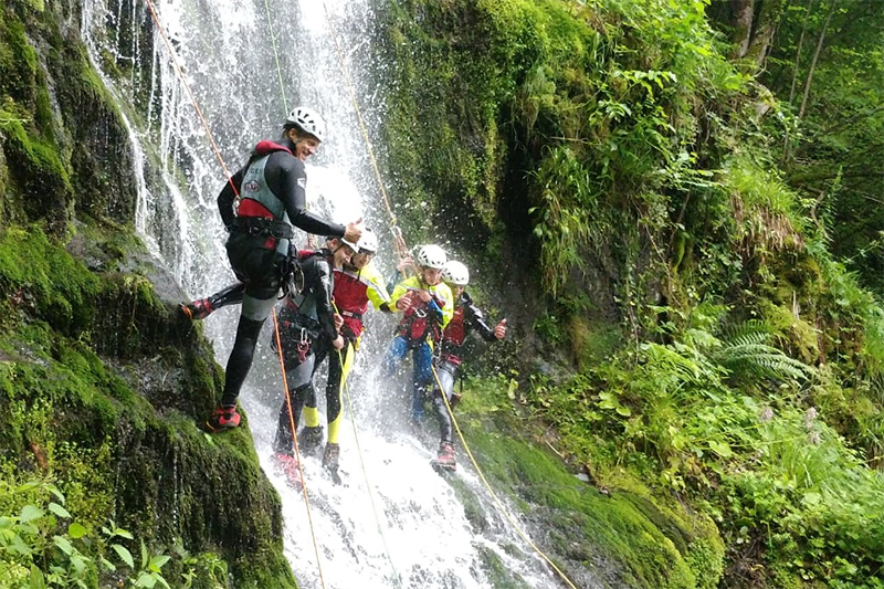 Calendari_Bombers_Amb_Causa_2022_Pompiers_Aran_4