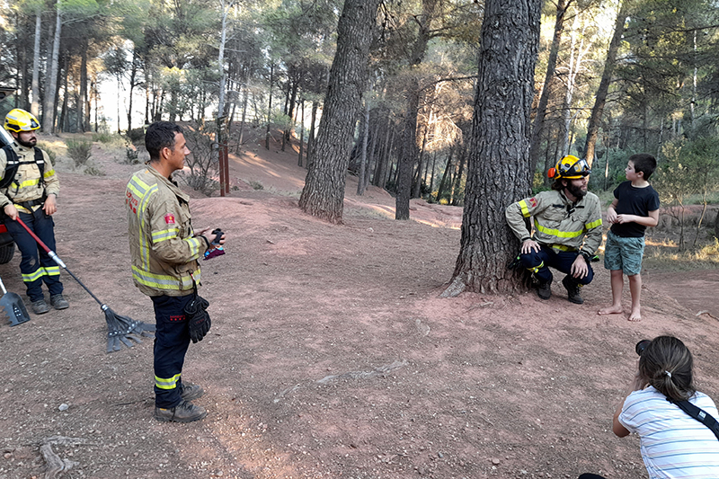 Sessió calendari Bombers amb Causa 2023 a Esparraguera