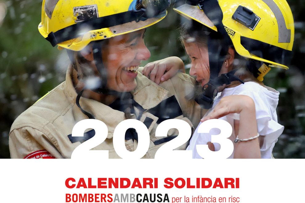 Portada calendari Bombers amb Causa 2023