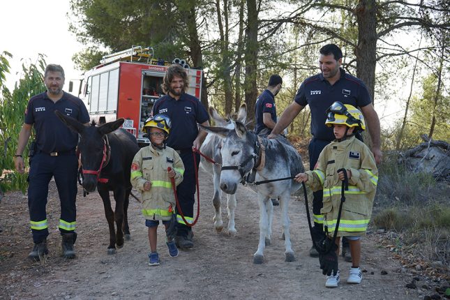 Calendari-Bombers Amb Causa 2024 - Octubre - Tivissa (c) Nuria Caro