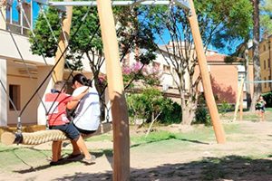 Refugiats atesos a la LLar Sant Joan de Déu de Manresa